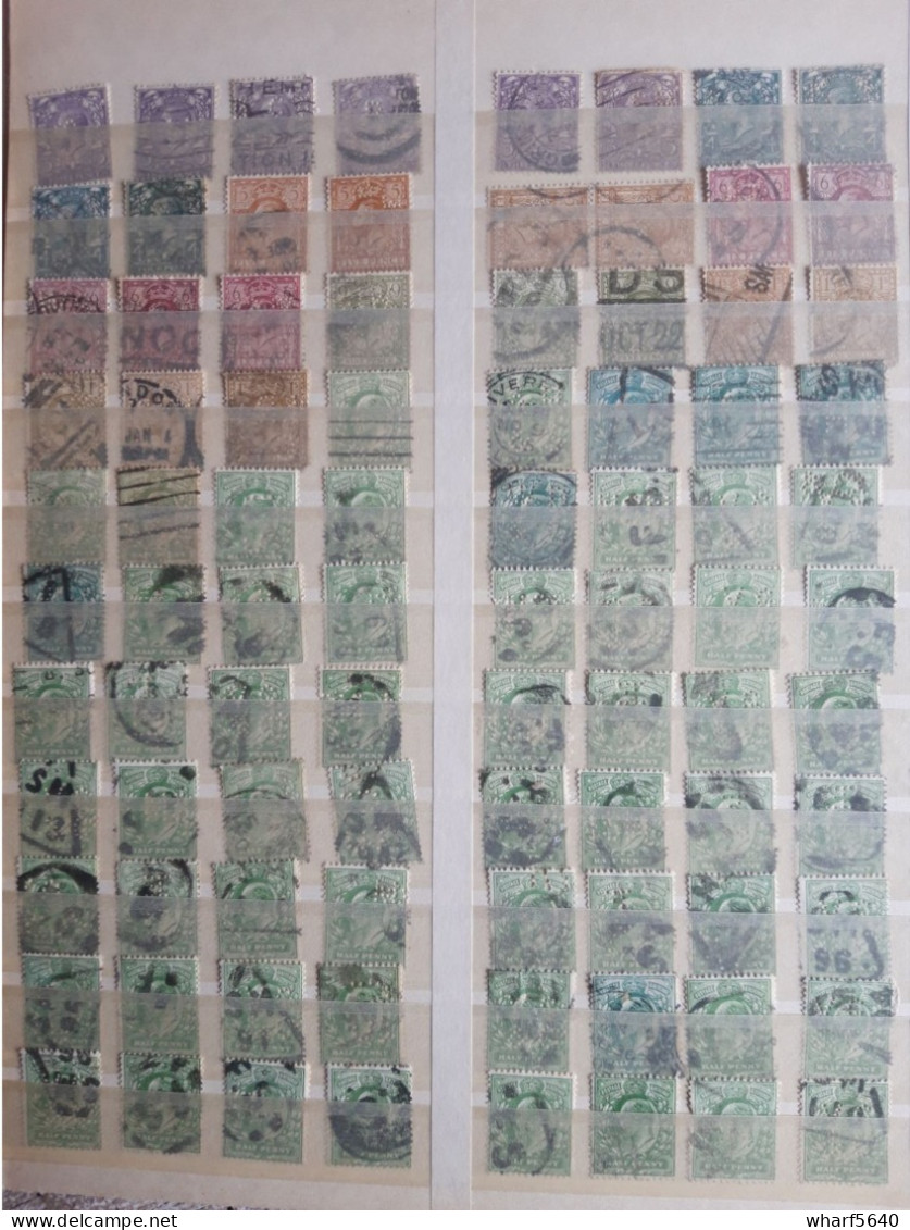 GREAT BRITAIN PERFINS Collection Of 890 Stamps Canceled From 1890 To 1960 - Perforés