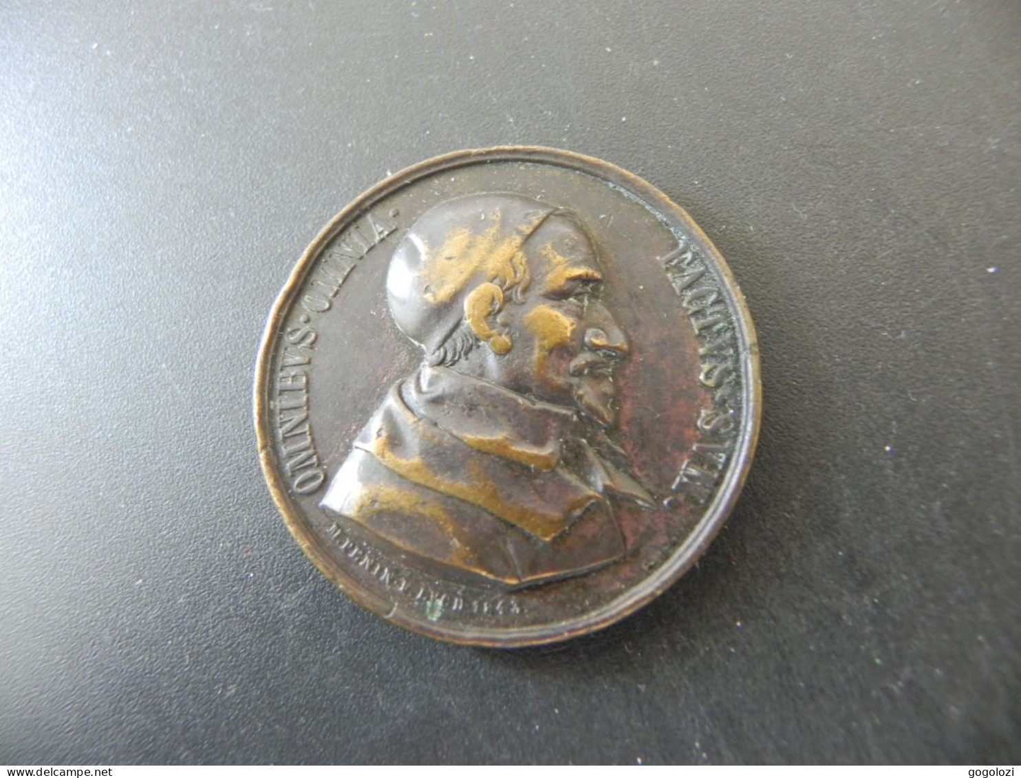 Old Pilgrim Medal France - Saint Vincent De Paul 1843 - Omnibus Omnia Factus Sum - Andere & Zonder Classificatie