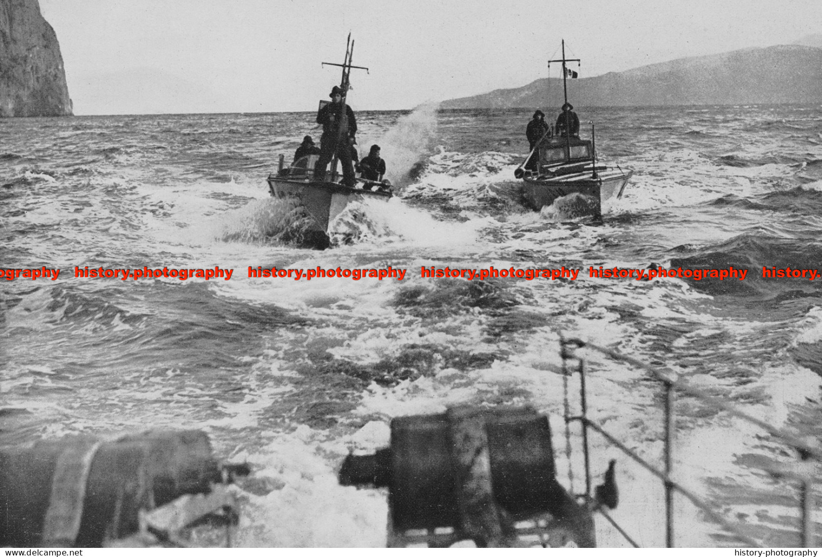 F010117 Italian Anti Submarine Boats. WW2 - REPRODUCTION - Autres & Non Classés