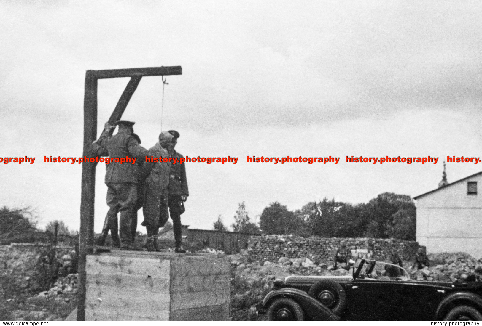 F010085 Public Execution Of Polish Black Marketeer. Sanniki. German Occupied Poland. 1941 - REPRODUCTION - Andere & Zonder Classificatie