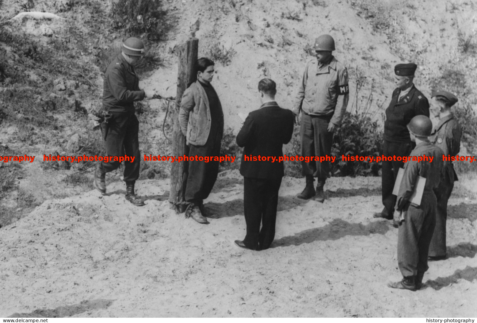 F009931 Hitler Youth Member Before Execution. 1946. WW2 - REPRODUCTION - Autres & Non Classés