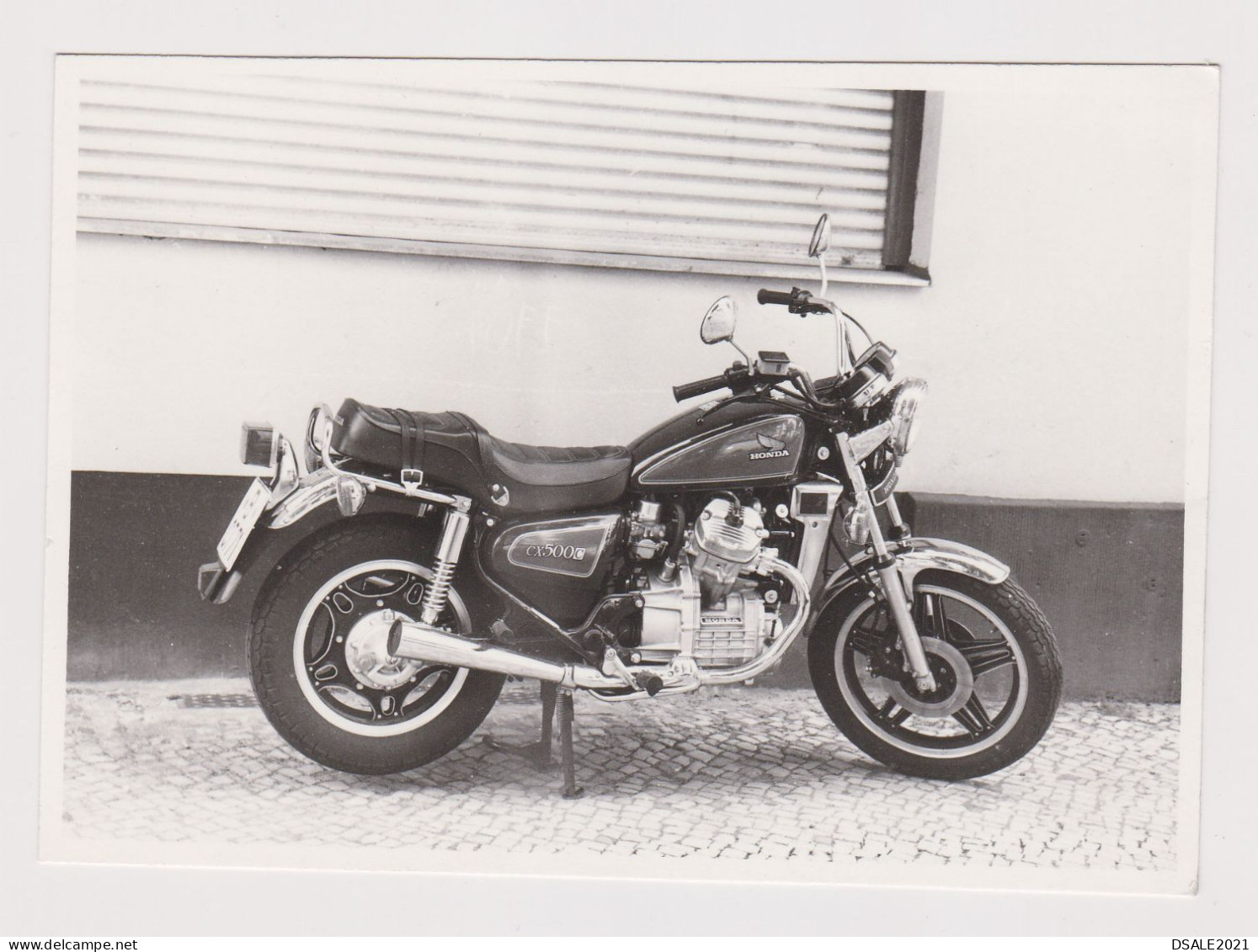 Old HONDA CX500c Motorcycle On Street, Scene, Vintage Orig Photo 14.4x10.1cm. (67363) - Cars