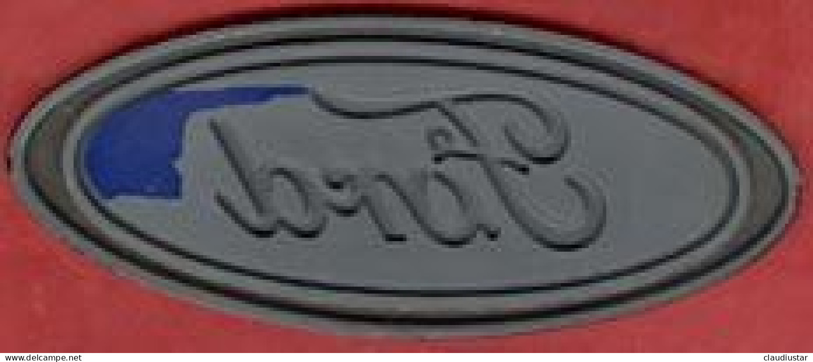 ** APPLIQUE  FORD  +  PORTE - CLEFS   FORD  -  CHERBOURG ** - Porte-clefs