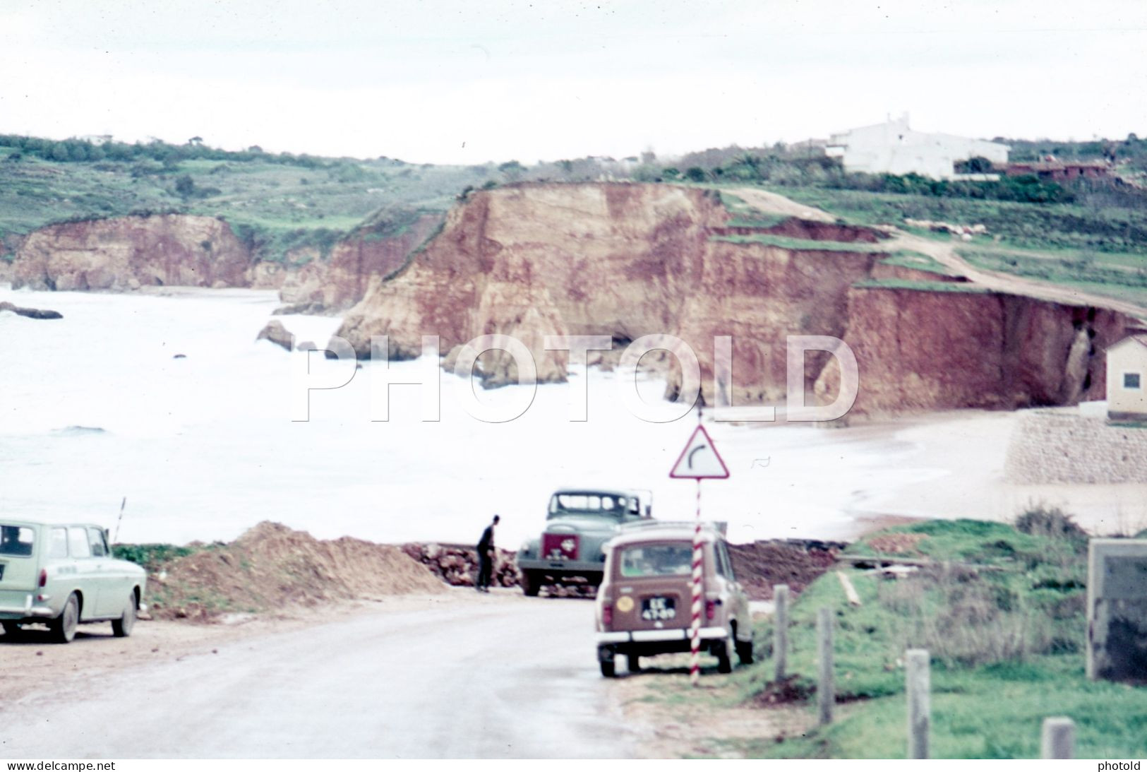 2 SLIDES SET 1974 ALGARVE PORTUGAL ORIGINAL AMATEUR 35mm DIAPOSITIVE SLIDE Not PHOTO No FOTO NB4086 - Diapositivas