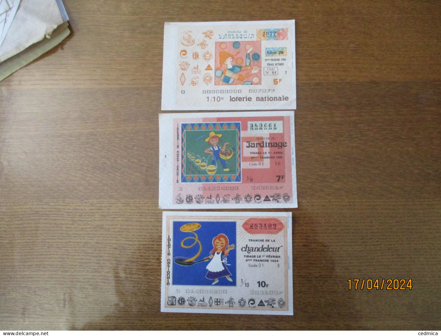 3 BILLETS DE LOTERIE TRANCHE DE L'ARLEQUIN OCTOBRE 1980,DU JARDINAGE 1er AVRIL 1981,DE LA CHANDELEUR 1er FEVRIER 1984 - Billetes De Lotería