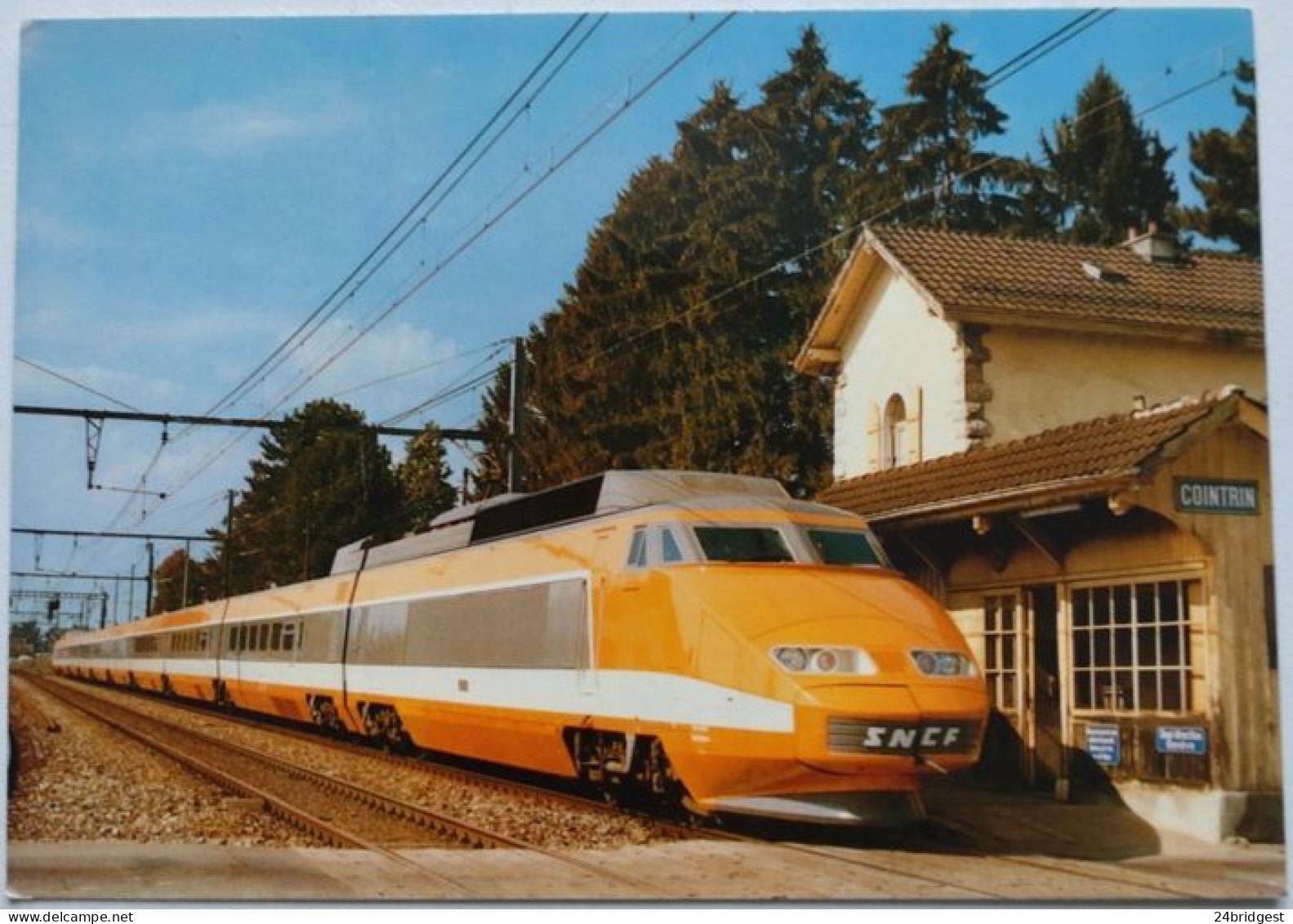 Rail Gare De Cointrin Geneve  TGV - Estaciones Con Trenes