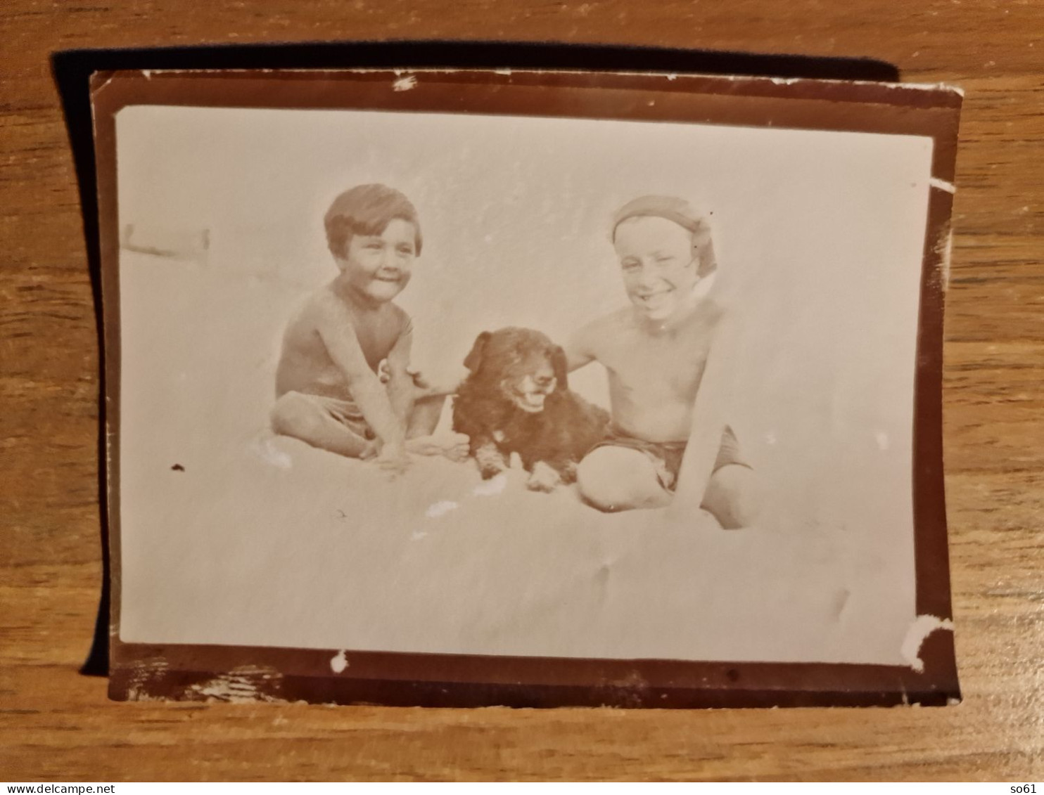 19225.   Due  Fotografie D'epoca Bambini Al Mare Con Cane 1922 Italia - 9x6,5 - Identified Persons