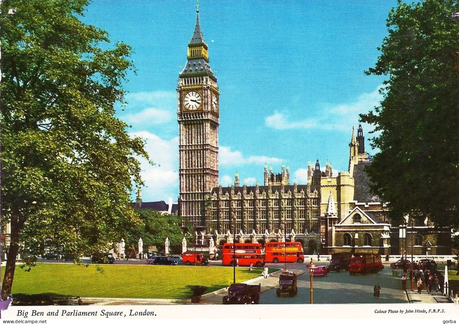 *CPM - ROYAUME-UNI - ANGLETERRE - LONDRES - Big Ben Et La Place Du Parlement - Houses Of Parliament