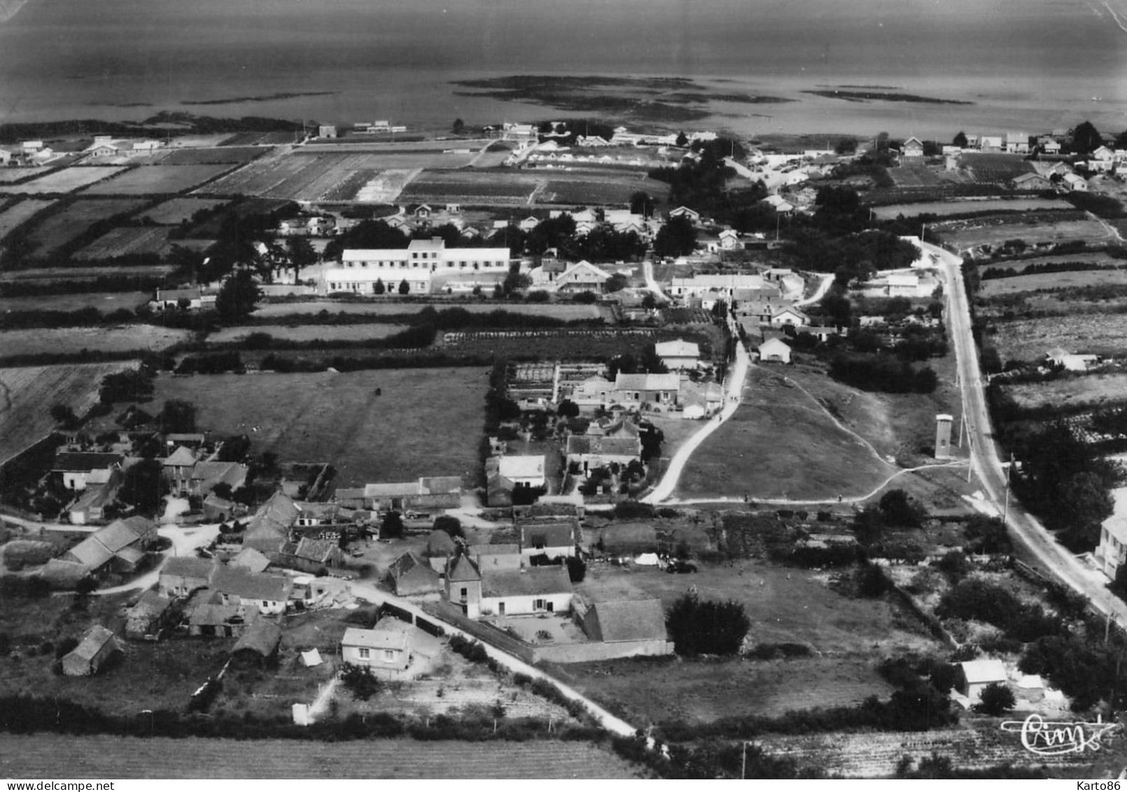 La Plaine Sur Mer * Le Port Giraud , Vue Aérienne - La-Plaine-sur-Mer