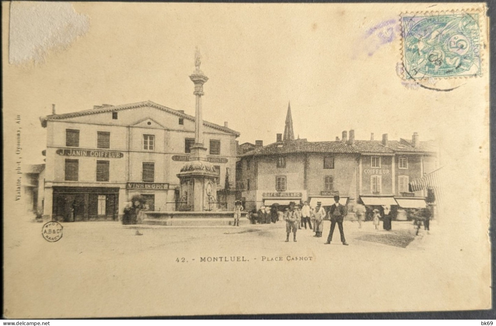 Montluel Place Carnot 42 - Montluel