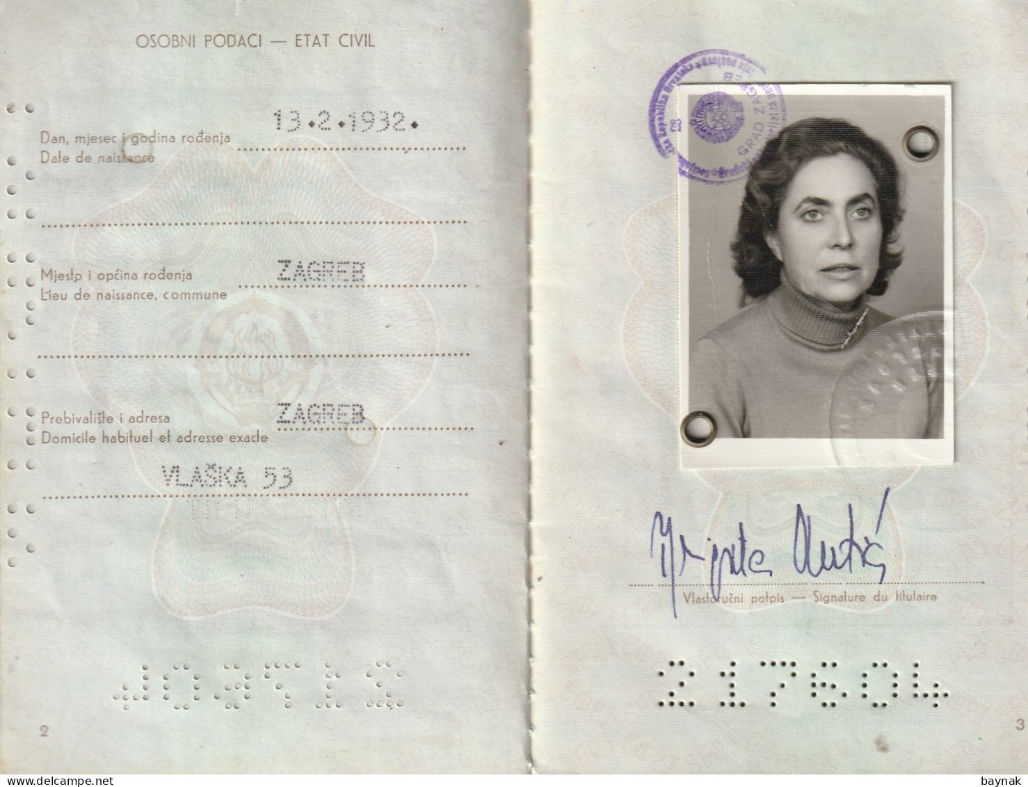 P304 -   SFR YUGOSLAVIA   --  PASSPORT    -  LADY  - 1981  --  VISA:  KENYA  ( EAST AFRICA ), MALAYSIA, SINGAPORE, - Documents Historiques