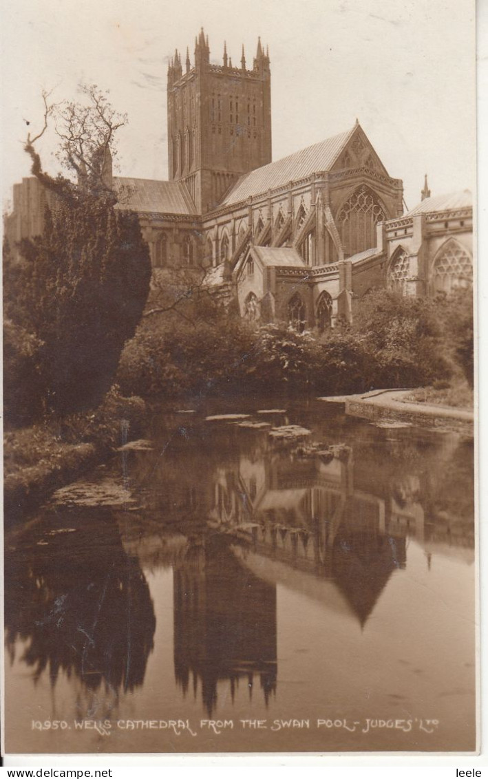 A90. Vintage Judges Postcard.Wells Cathedral From The Swan Pool. Somerset - Wells