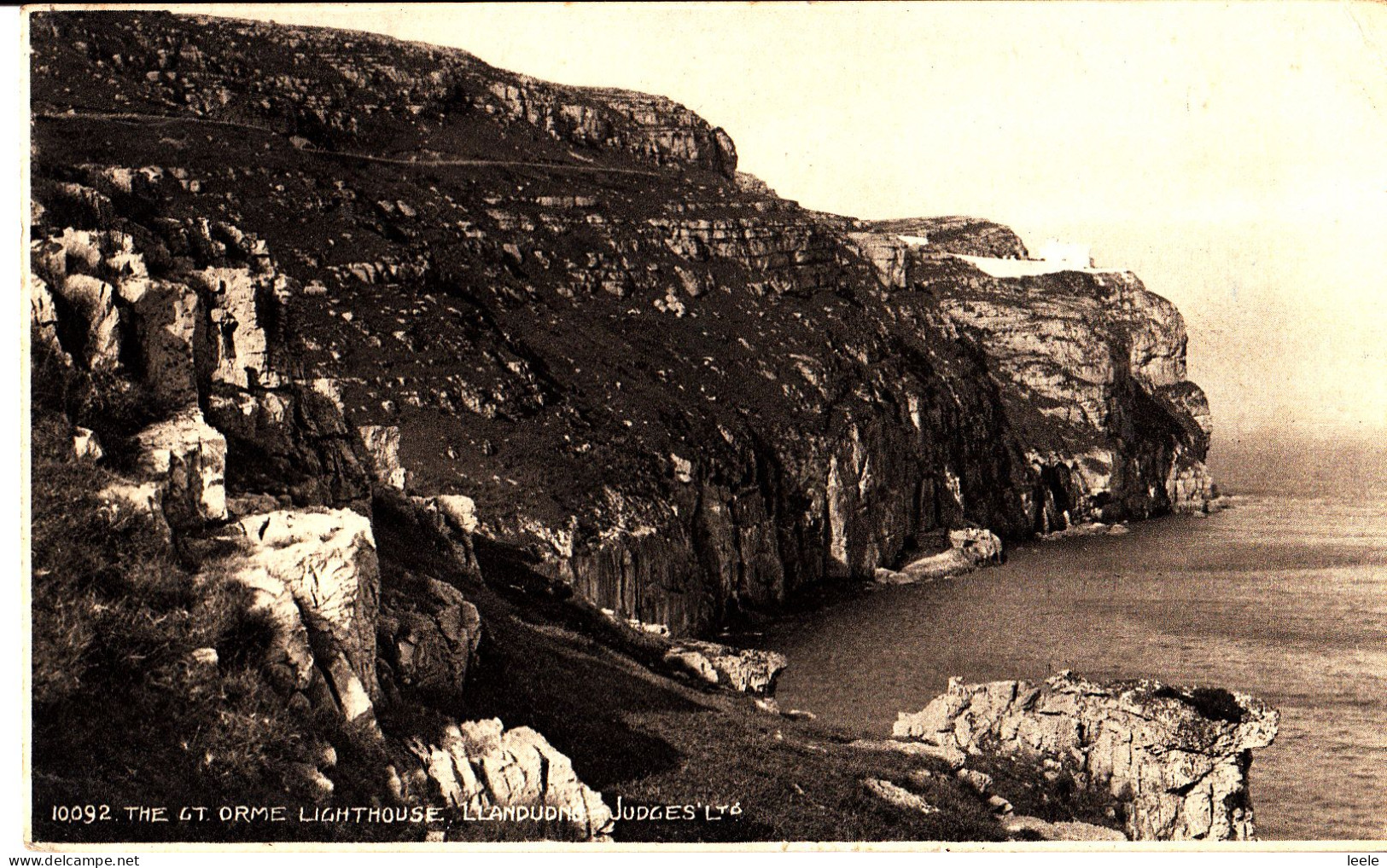 A68. Vintage Postcard. The Great Orme Lighthouse, Llandudno. - Entertainers