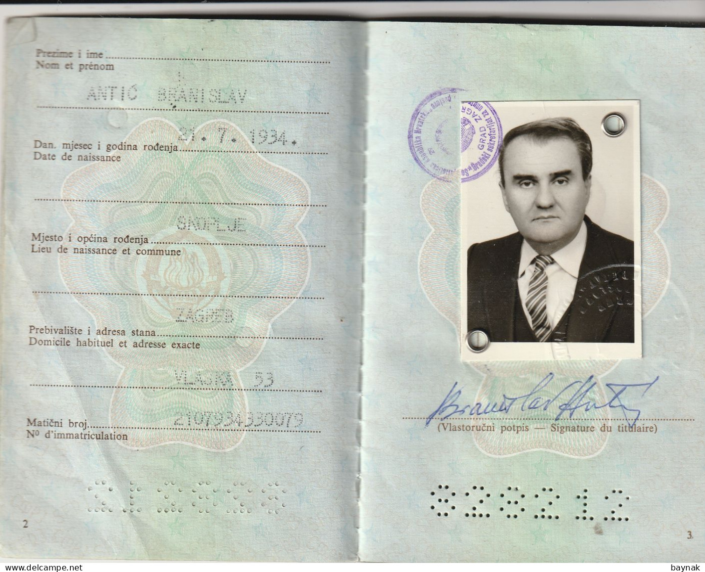 PM104 -   SFR YUGOSLAVIA   --  PASSPORT    -  MAN  - 1986  --  VISA:   MALAYSIA, SINGAPORE, THAILAND, ANTIGUA & BARBUDA - Documents Historiques