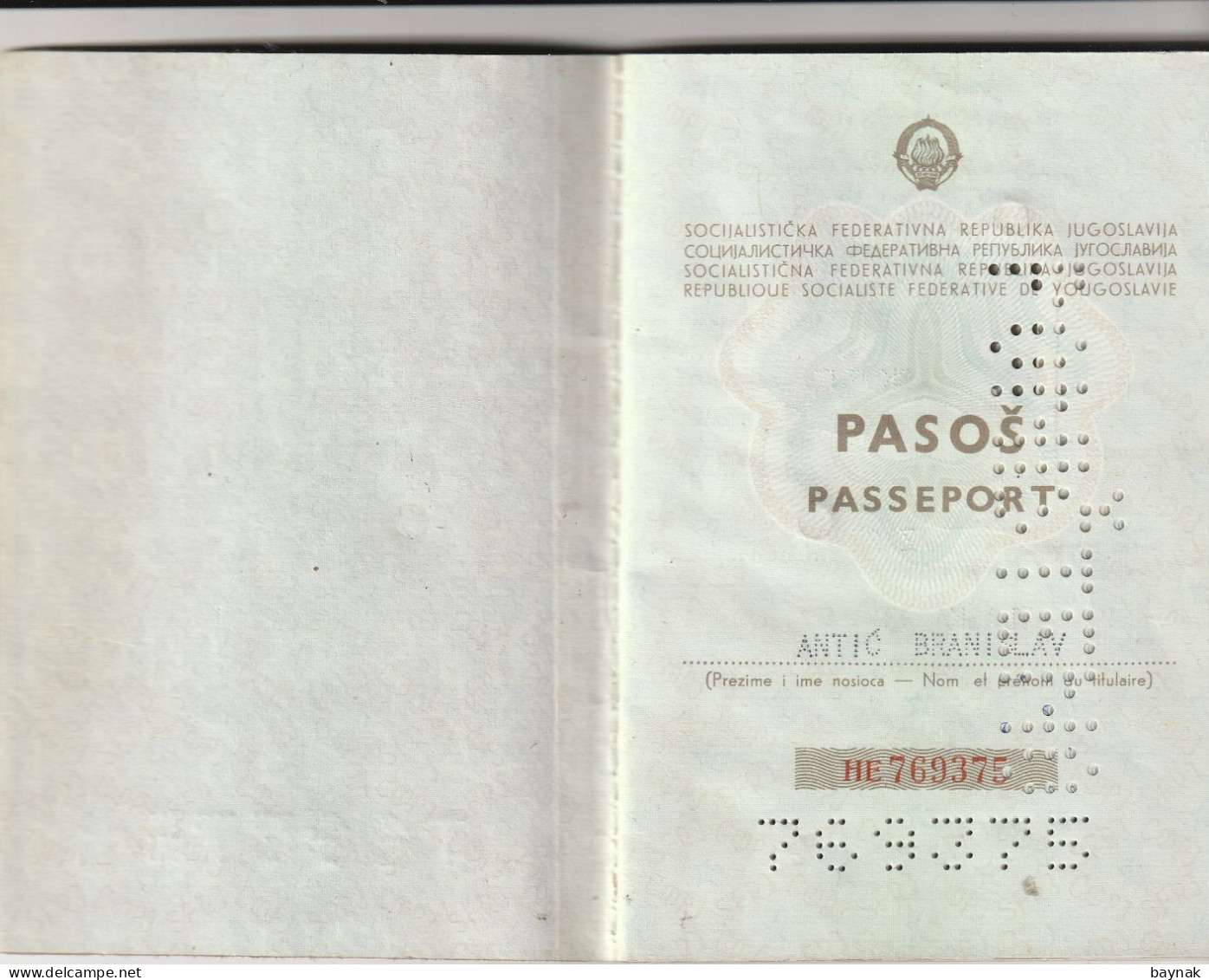 PM105 -   SFR YUGOSLAVIA   --  PASSPORT    -  MAN  - 1976  --  VISA:   KENYA ( EAST AFRICA ) - Historische Dokumente