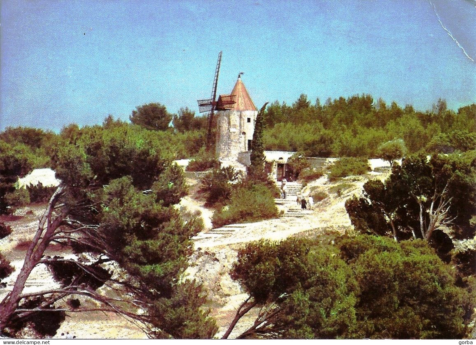 *CPM  - 13 - FONTVIELLE - Moulin De Daudet - Fontvieille