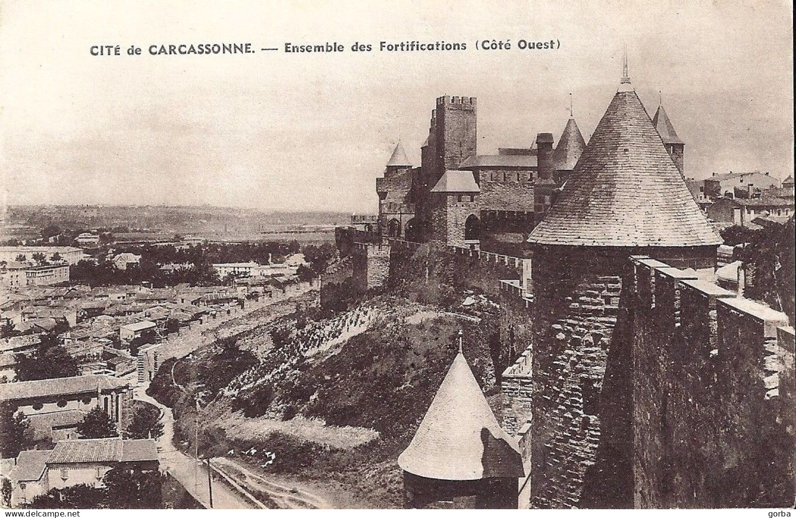 *CPA - 11 CARCASSONNE La Cité - Ensemble Des Tortifications (coté Ouest) - Carcassonne