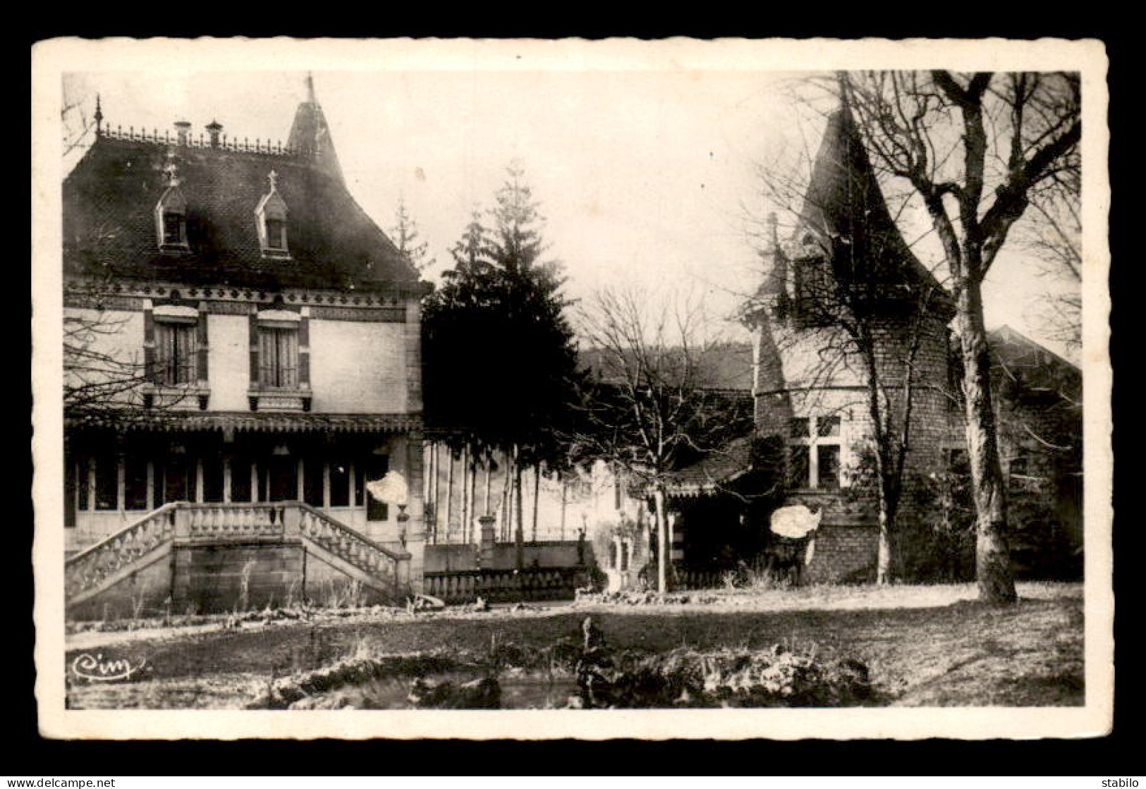 25 - MONTGESOYE - LE CHATEAU - Other & Unclassified