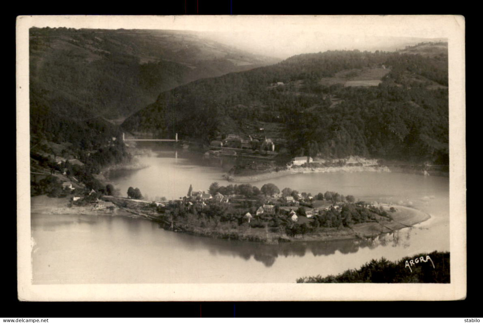 15 - LAC DE SARRANS - PRESQU'ILE DE LAUSSAC - Autres & Non Classés