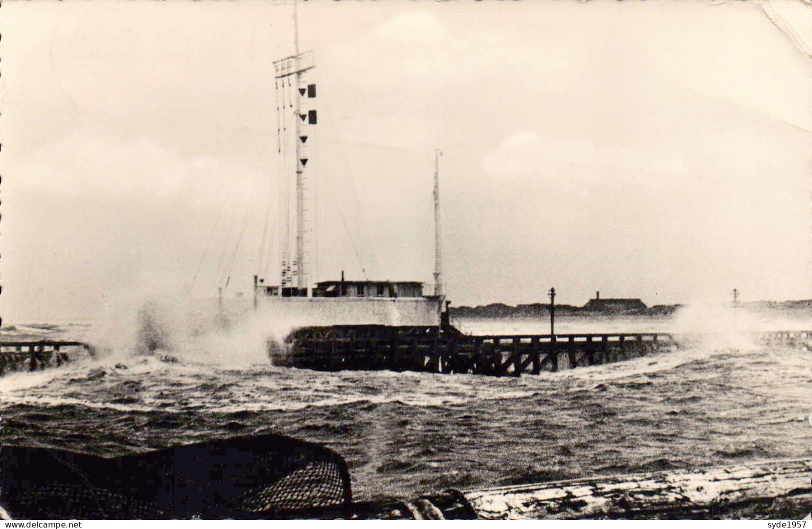 Ostende : Tempête Sur L'estacade - Oostende