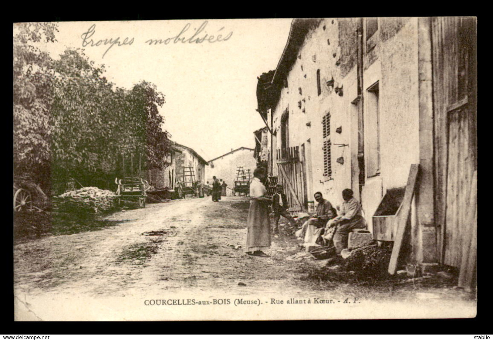 55 - COURCELLES-AUX-BOIS - RUE ALLANT A KOEUR - EDITEUR AF - Autres & Non Classés