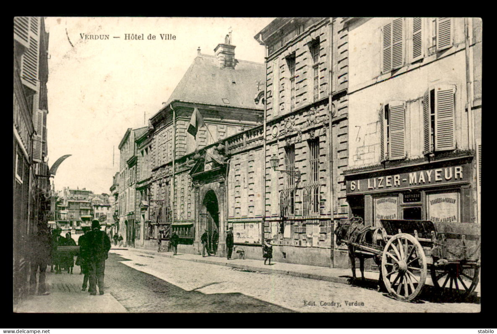 55 - VERDUN - HOTEL DE VILLE - MAGASIN DRAGEES LIZER-MAYEUR - EDITEUR COUDRY - Verdun