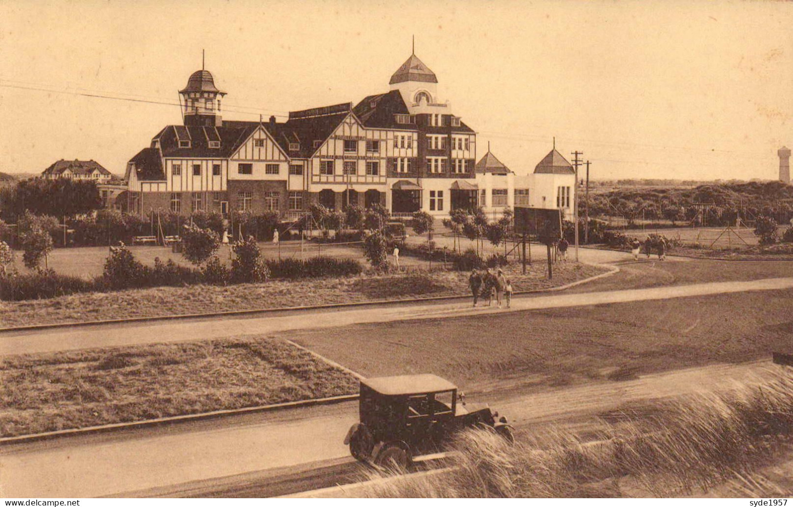 Knocke Sur Mer, Albert Plage Lac De La Victoire Et Le Pavillon - Knokke