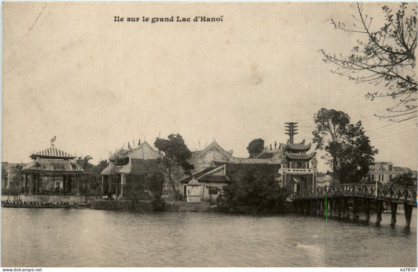 Ile Sur Le Grand Lac D Hanoi - Vietnam