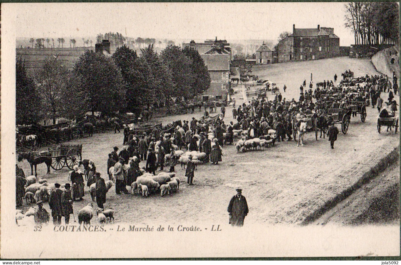 50 - COUTANCES - Le Marché De La Croute - Coutances