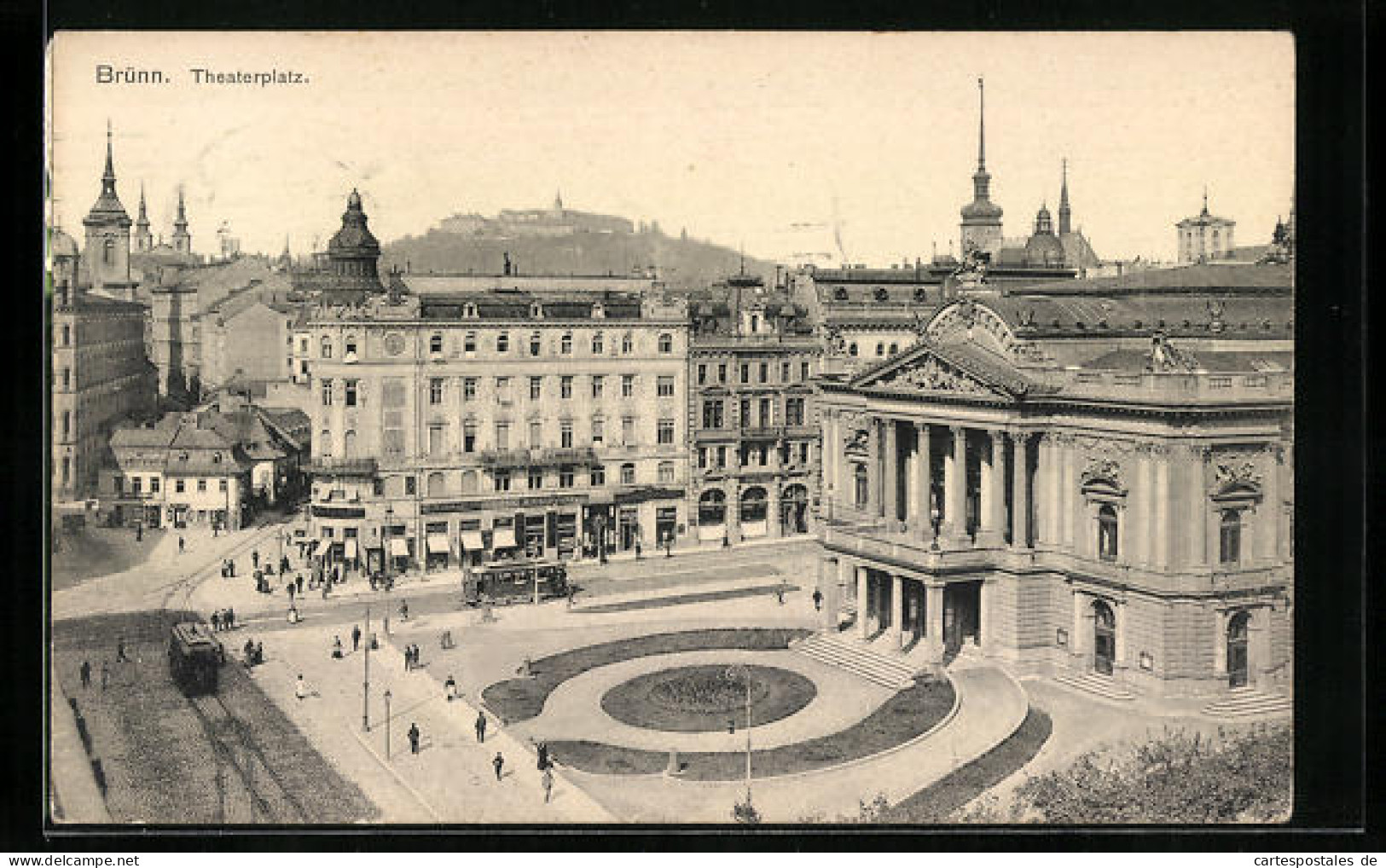 AK Brünn / Brno, Theaterplatz Mit Strassenbahn  - Repubblica Ceca