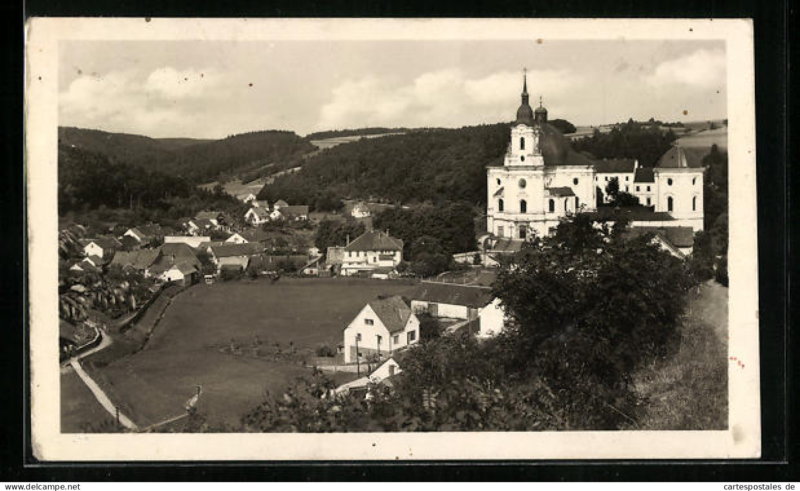 AK Krtiny, Panorama Mit Kirche  - Tchéquie