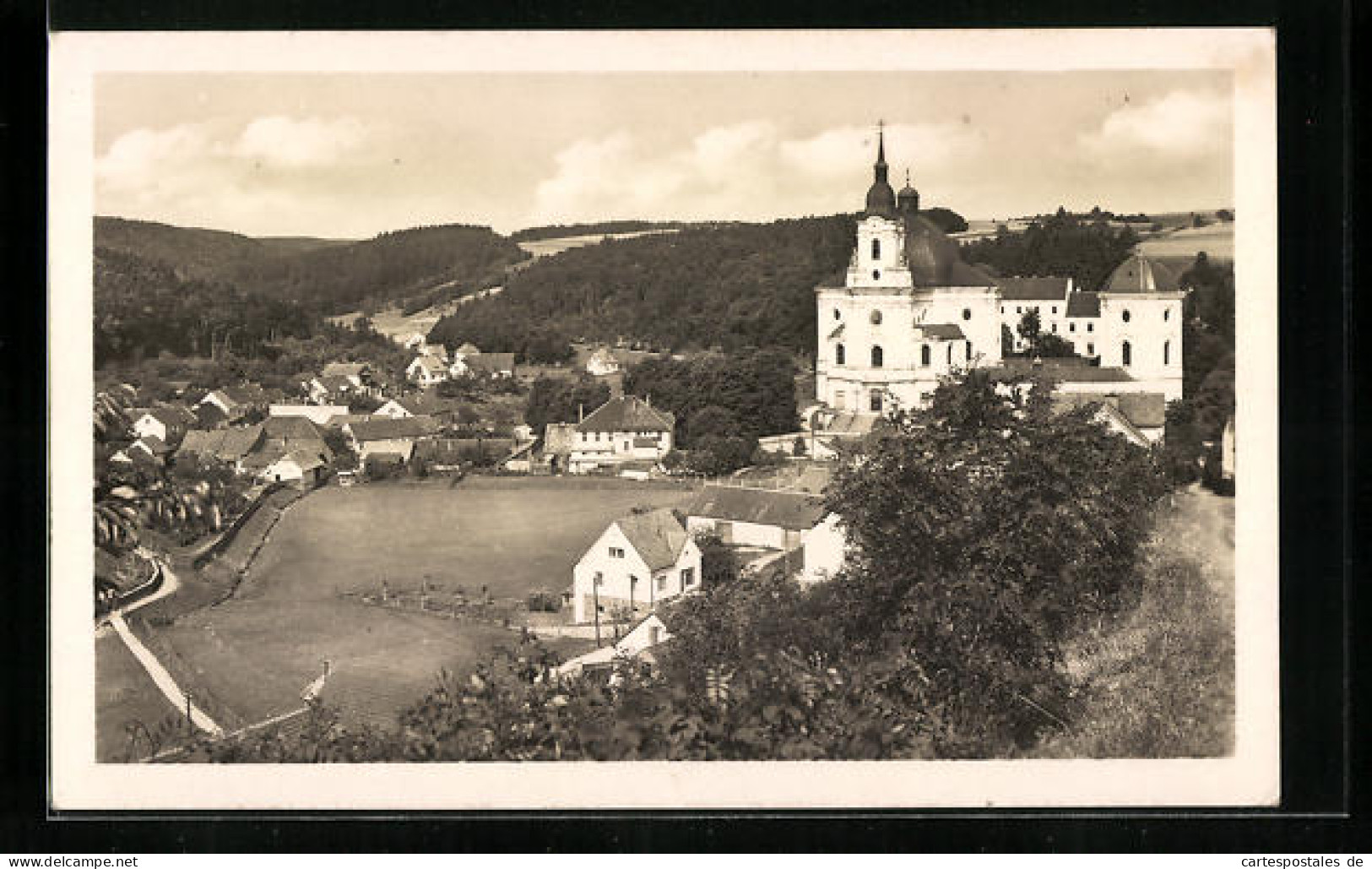 AK Krtiny, Panorama Mit Kirche  - República Checa