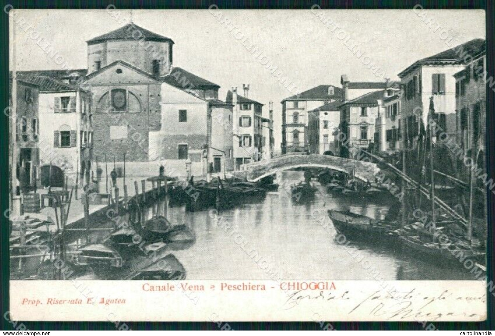 Venezia Chioggia Canale Vena Barche PIEGA Cartolina QT3987 - Venezia (Venedig)