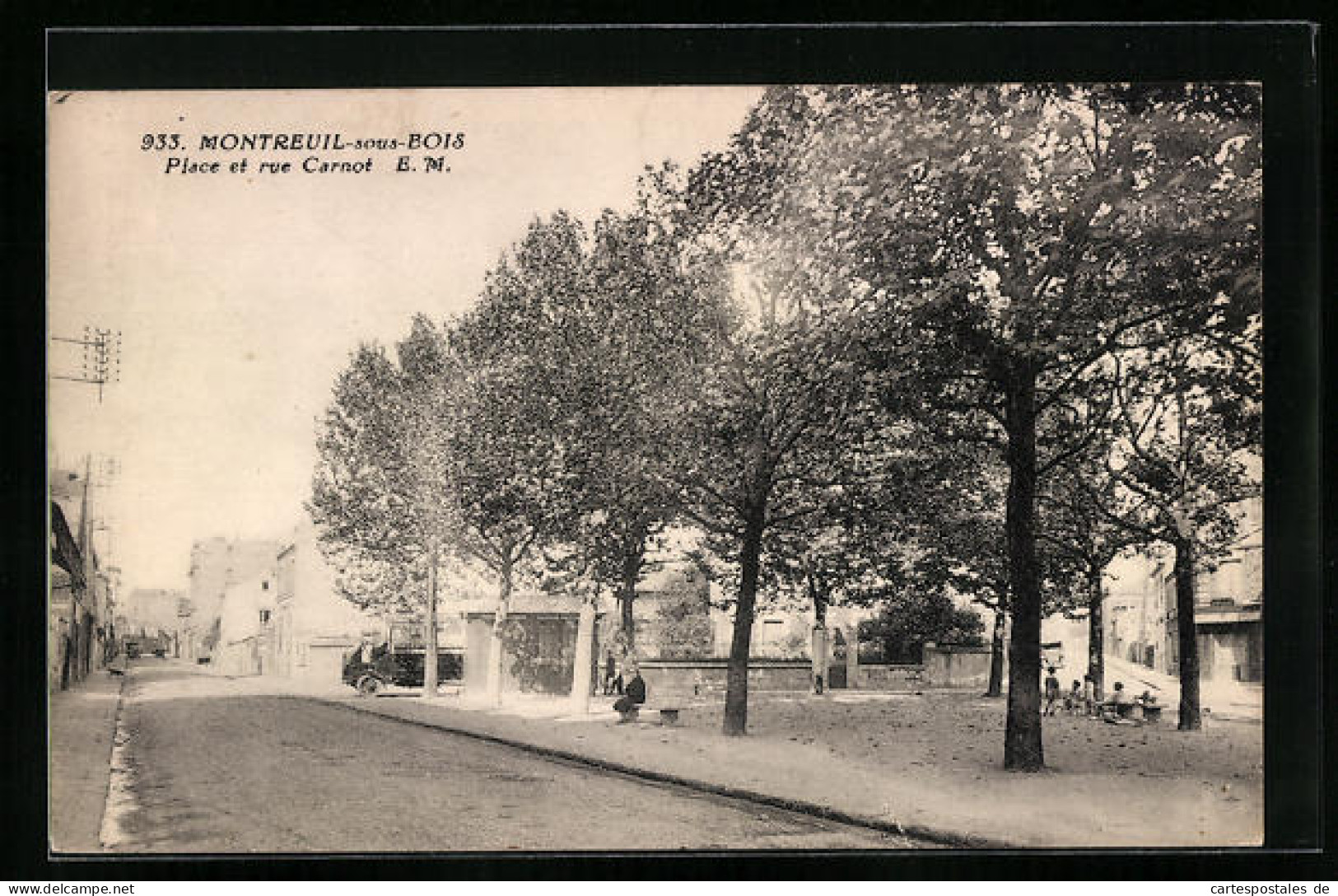 CPA Montreuil-sous-Bois, Place Et Rue Carnot  - Montreuil