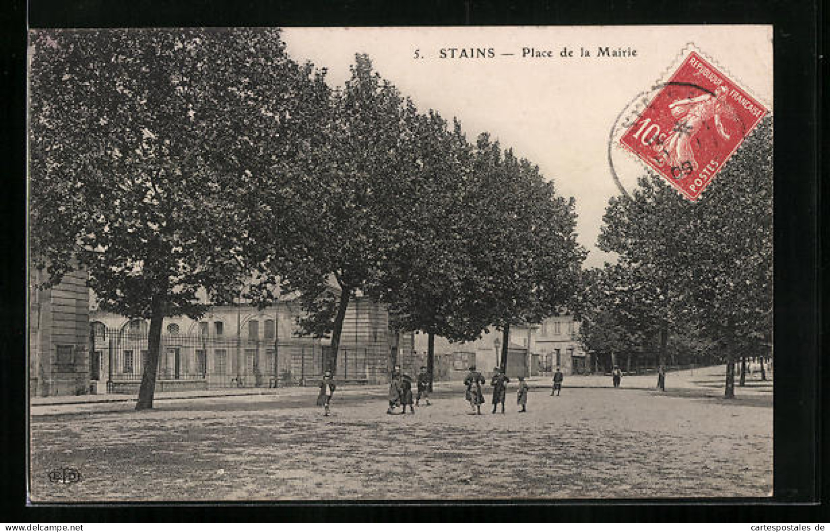 CPA Stains, Place De La Mairie  - Stains