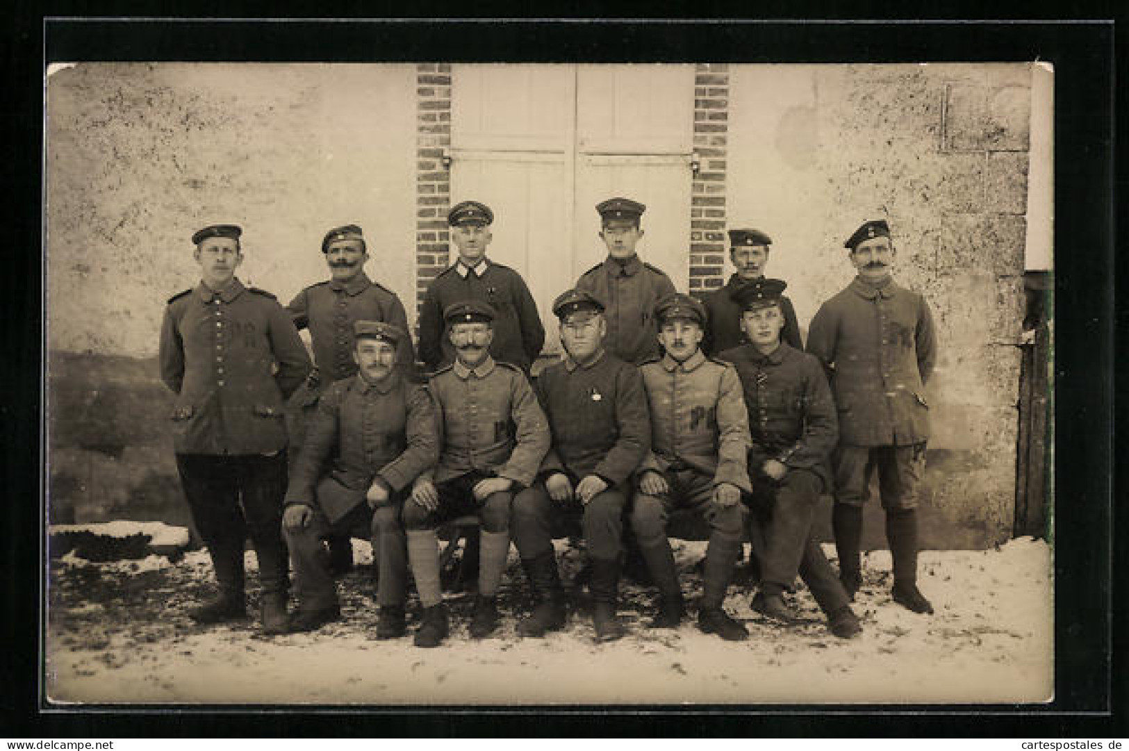 Foto-AK Kriegsgefangene Im Winter  - War 1914-18