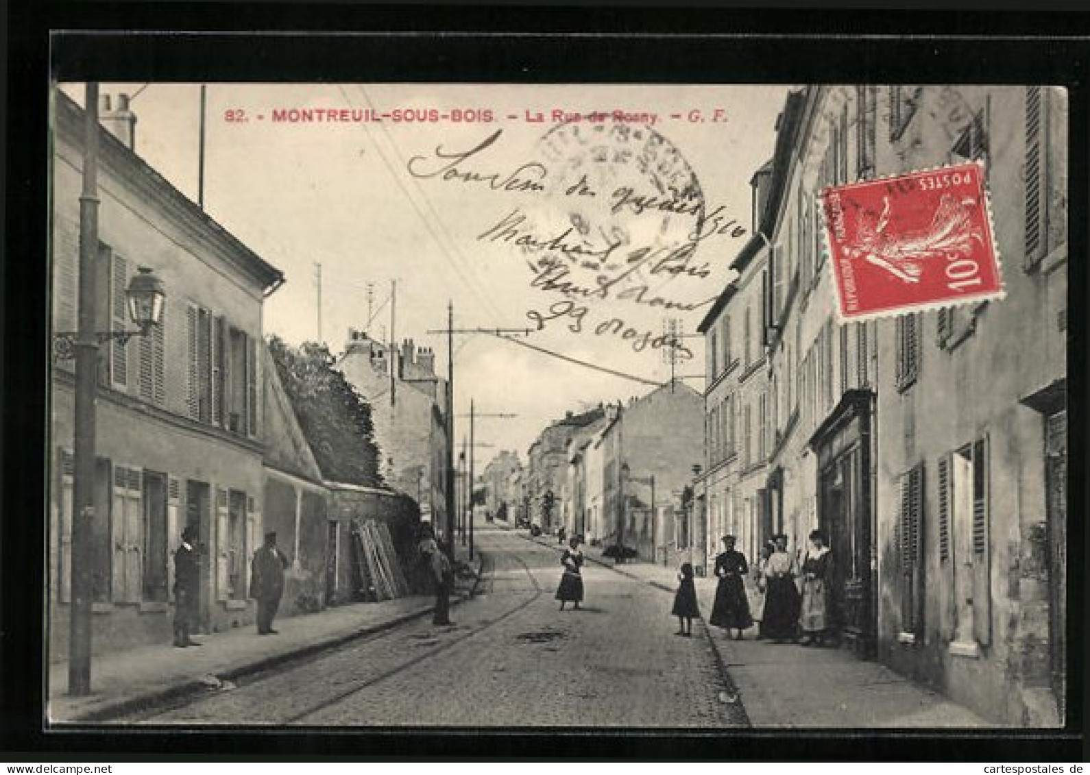 CPA Montreuil-sous-Bois, La Rue De Rosny  - Rosny Sous Bois