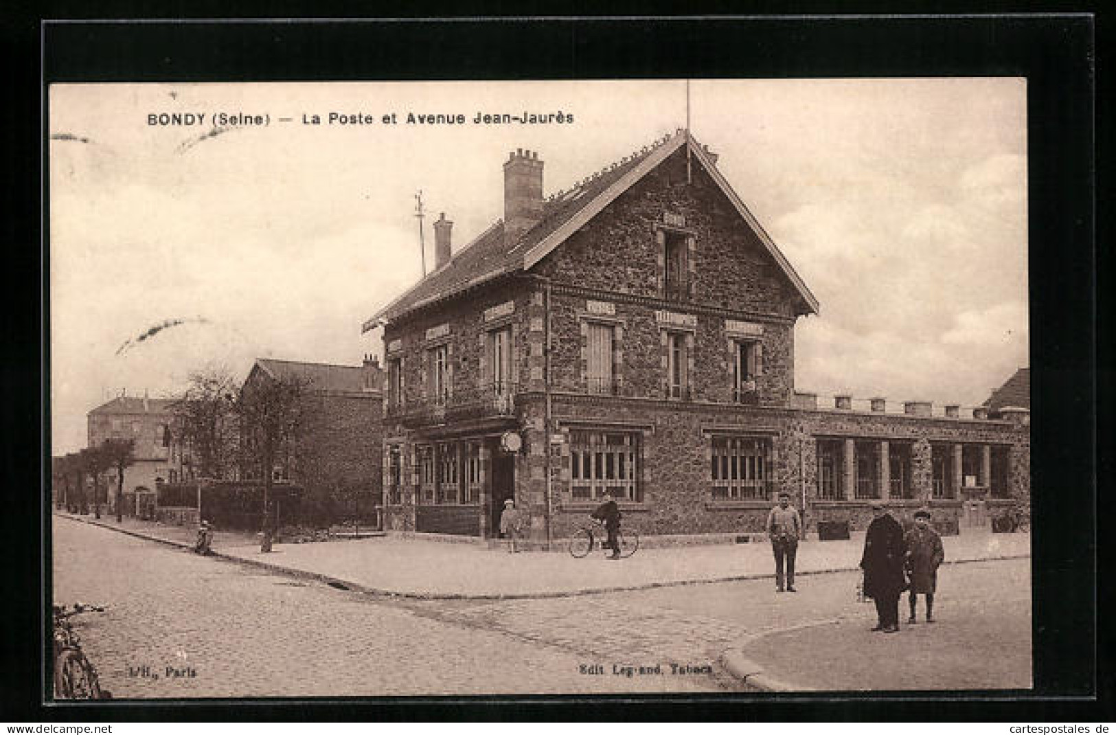 CPA Bondy, La Poste Et Avenue Jean-Jaurès  - Bondy