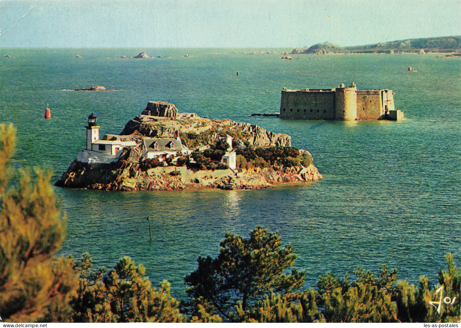 29  CARANTEC LE CHÂTEAU DU TAUREAU ET L ILE LOUET - Carantec