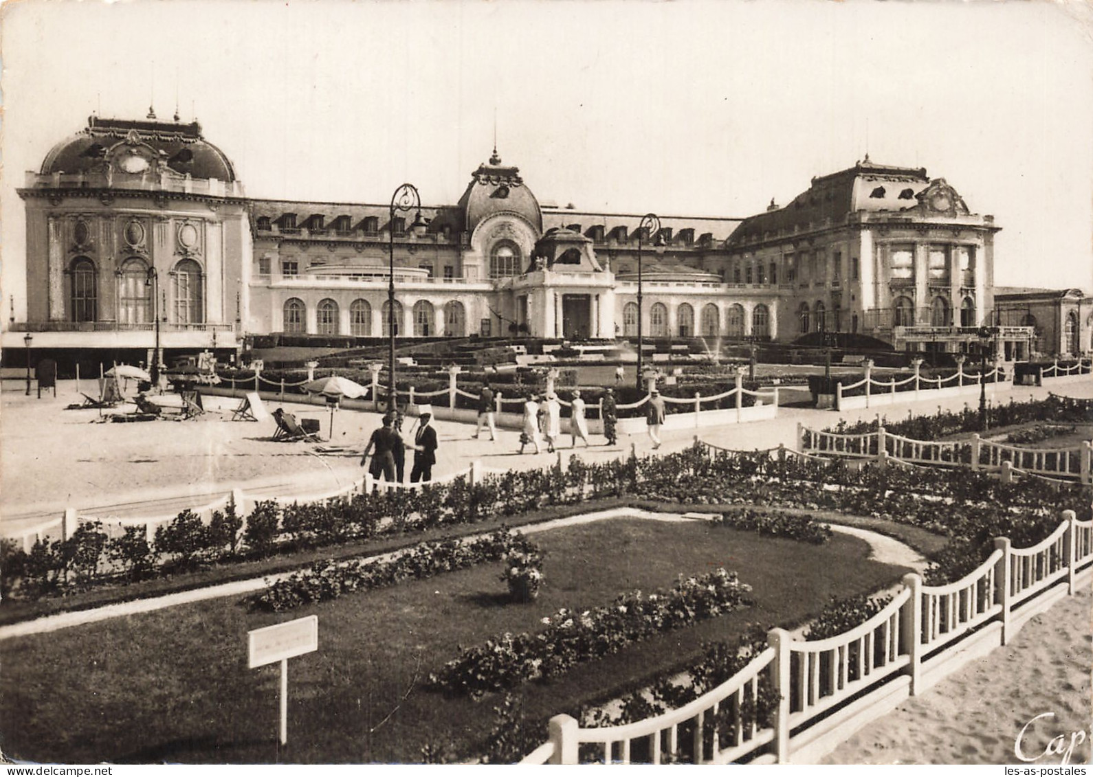 14 TROUVILLE LE CASINO - Trouville