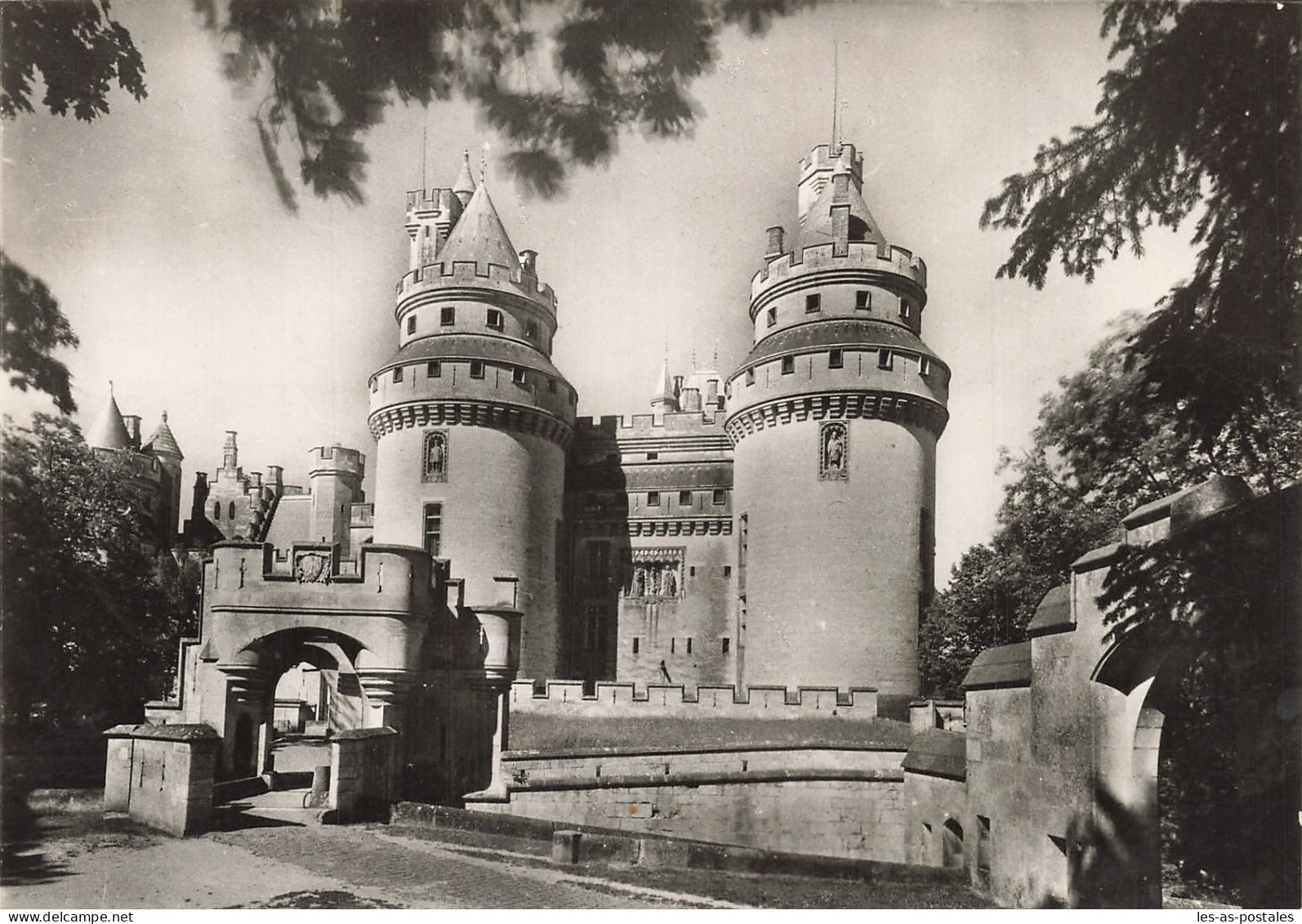 60 PIERREFONDS LE CHÂTEAU - Pierrefonds