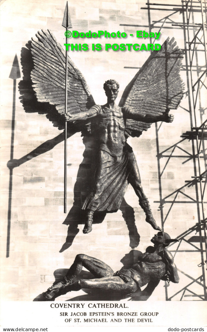 R432827 Coventry Cathedral. Sir Jacob Epsteins Bronze Group Of St. Michael And T - Welt