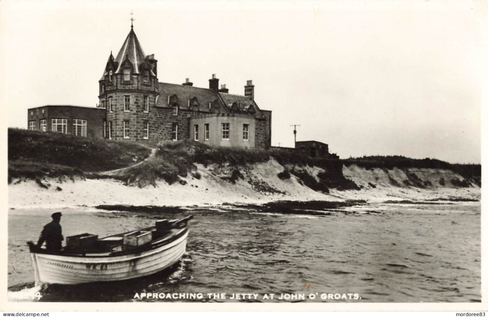 APPROACHING THE JETTY AT JOHN O'GROATS - Caithness