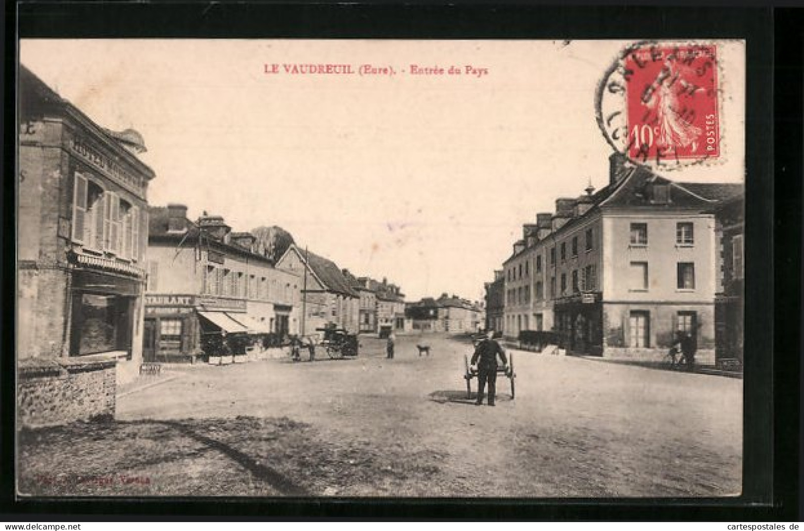 CPA Le Vaudreuil, Entrée Du Pays  - Le Vaudreuil