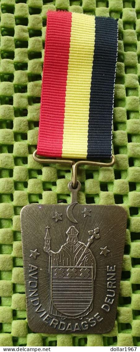 Medaile  :  Avondvierdaagse Deurne 1994 ( N.B )  -  Original Foto  !!  Medallion  Dutch - Other & Unclassified