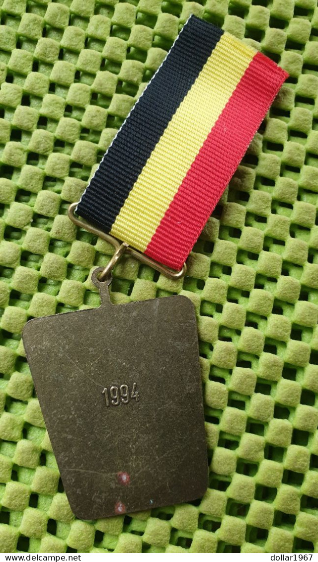 Medaile  :  Avondvierdaagse Deurne 1994 ( N.B )  -  Original Foto  !!  Medallion  Dutch - Andere & Zonder Classificatie