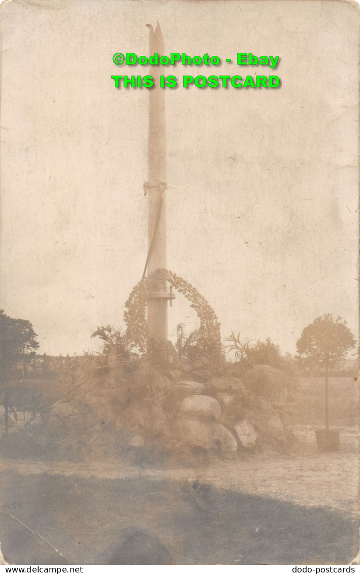 R433392 Monument. Old Photography. Postcard - Monde