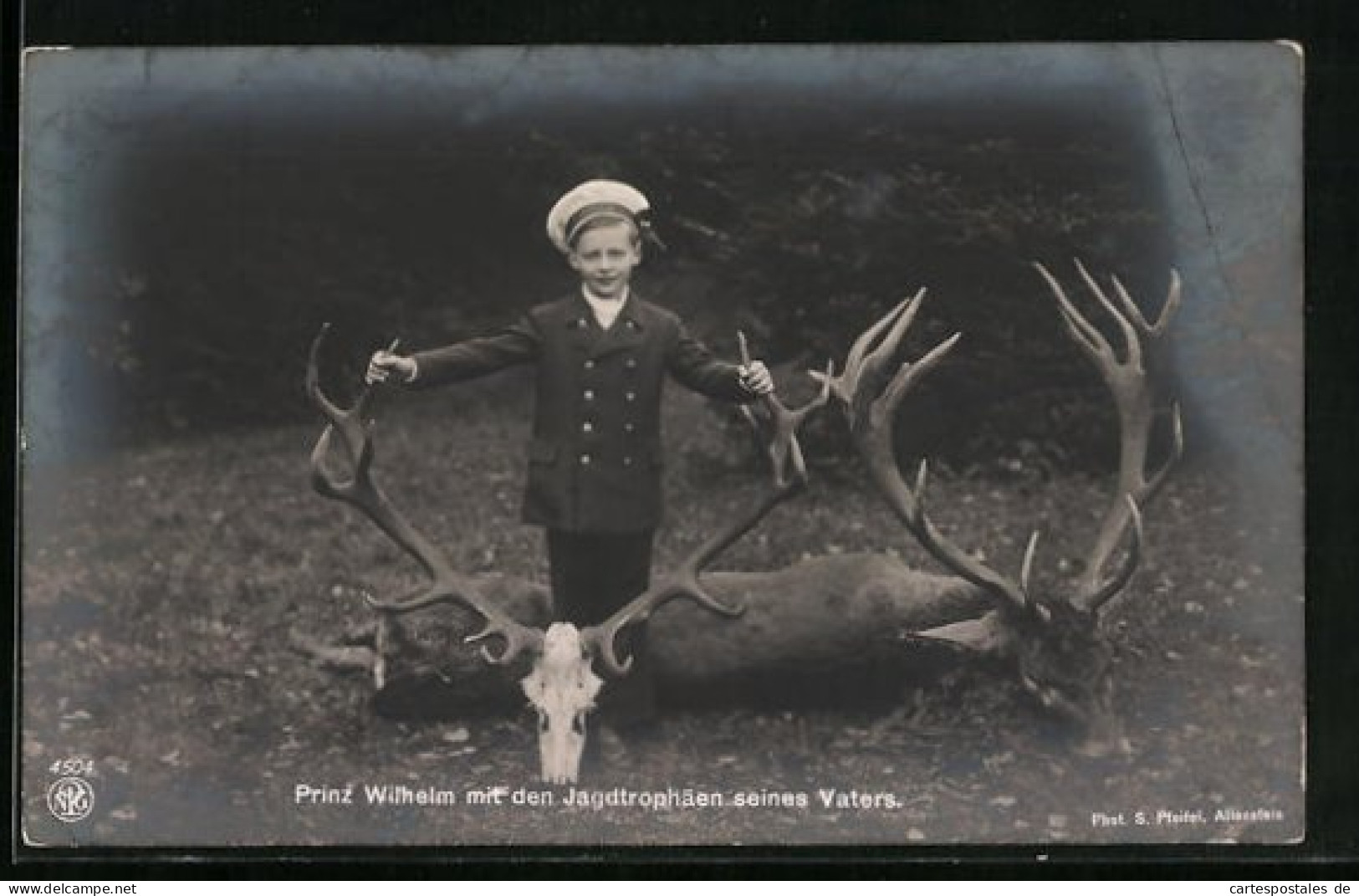 AK Prinz Wilhelm Von Preussen Mit Den Jagdtrophäen Seines Vaters  - Royal Families