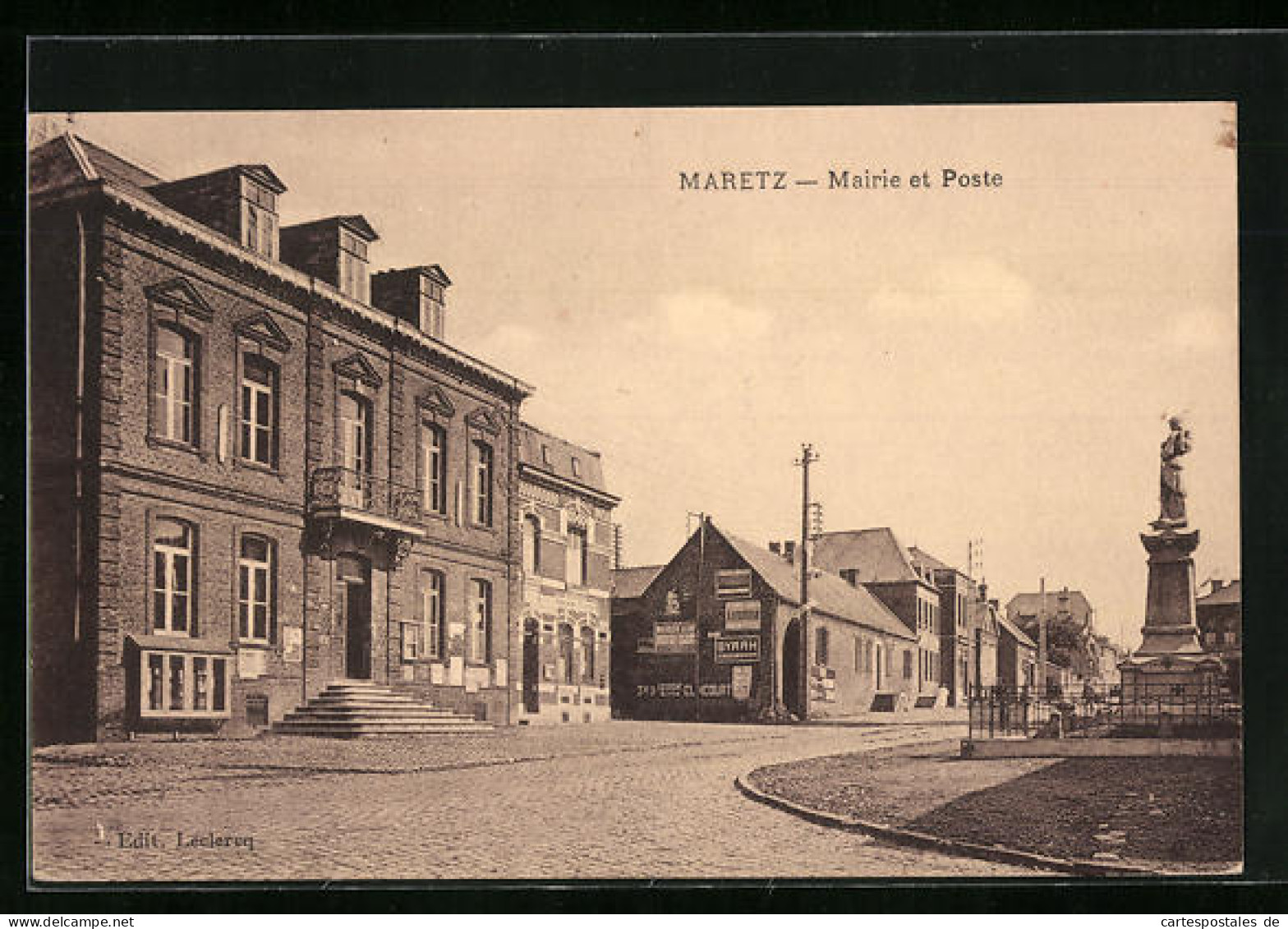 CPA Maretz, Mairie Et Poste  - Autres & Non Classés