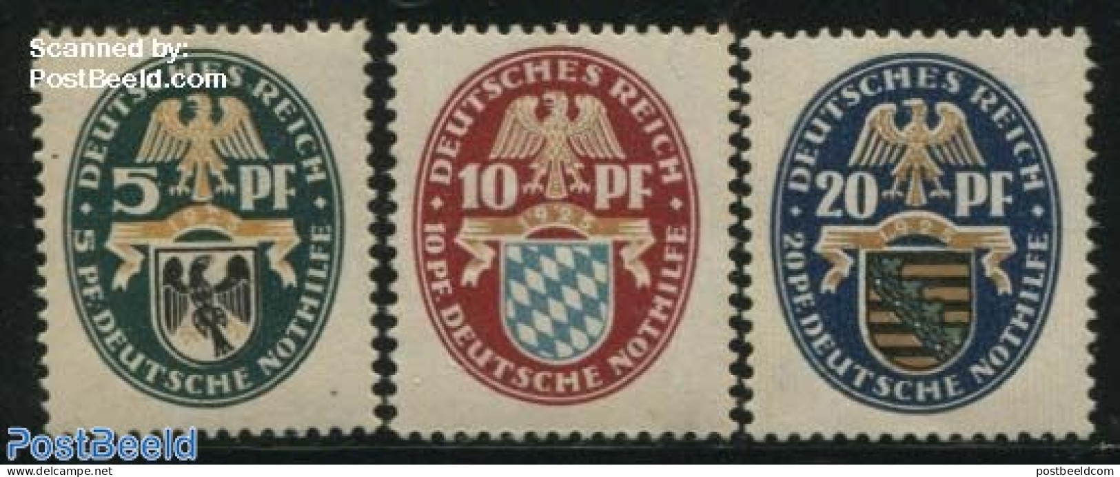 Germany, Empire 1925 Coat Of Arms 3v, Unused (hinged), History - Coat Of Arms - Ongebruikt